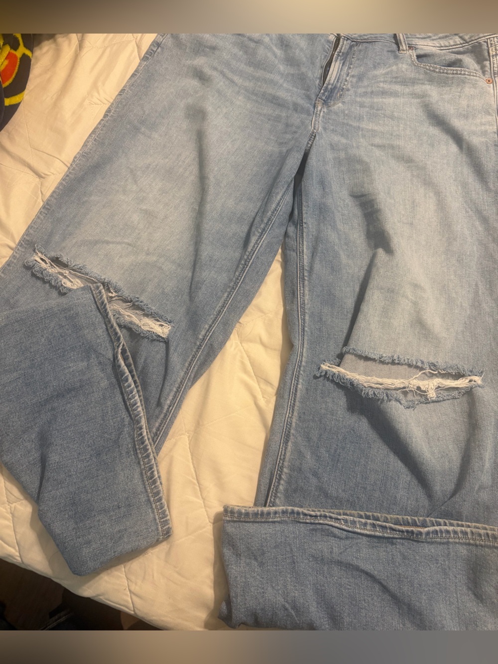 Light Blue Distressed Women's Jeans AMERICAN EAGLE